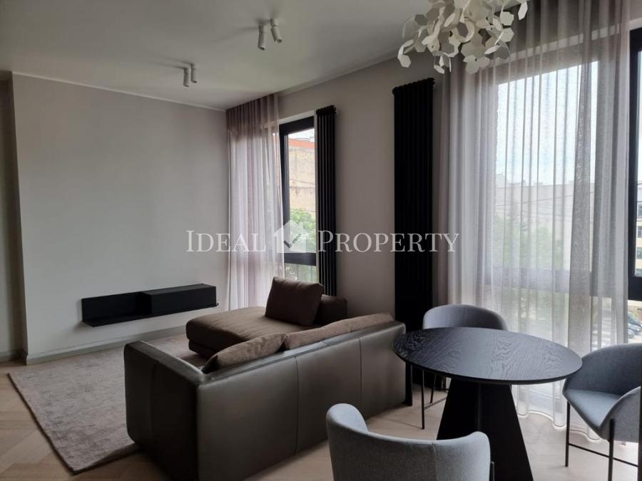 For sale 3-bedrooms apartment with full finishing in a new project in the center of Riga at Valdemara str.